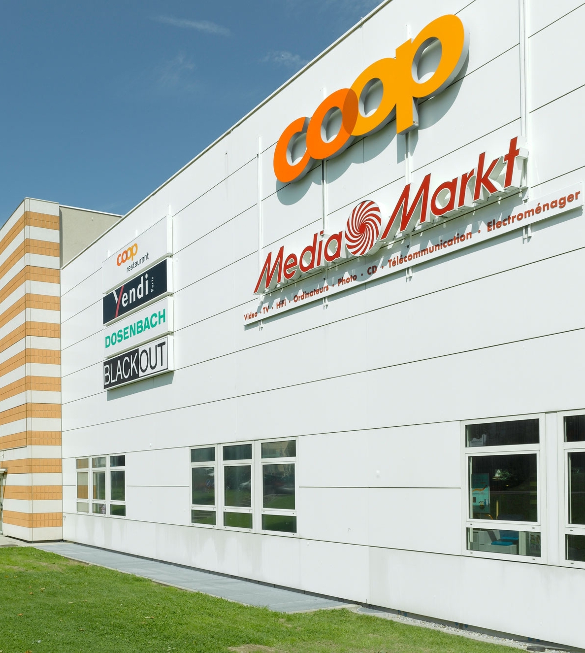 Fribourg, Einkaufszentrum